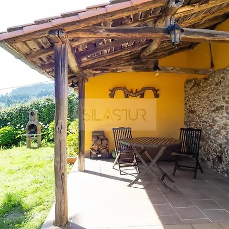 La Casona Del Cura I By Silastur Pravia