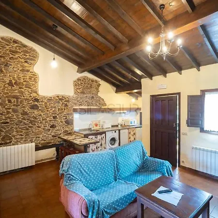 Сasa de vacaciones La Casona Del Cura I By Silastur Pravia